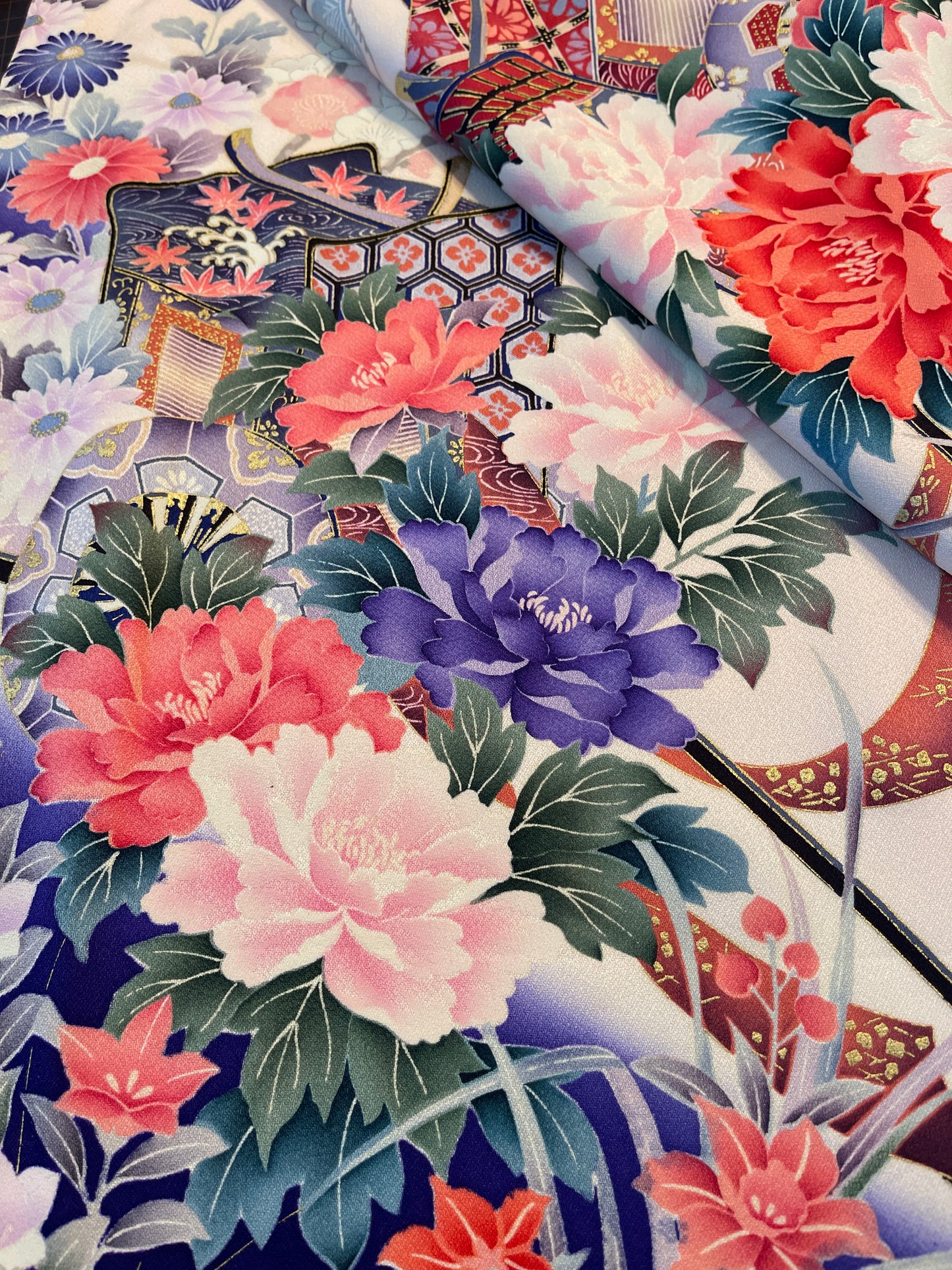 Furisode Kimono: Seasonal Bloom